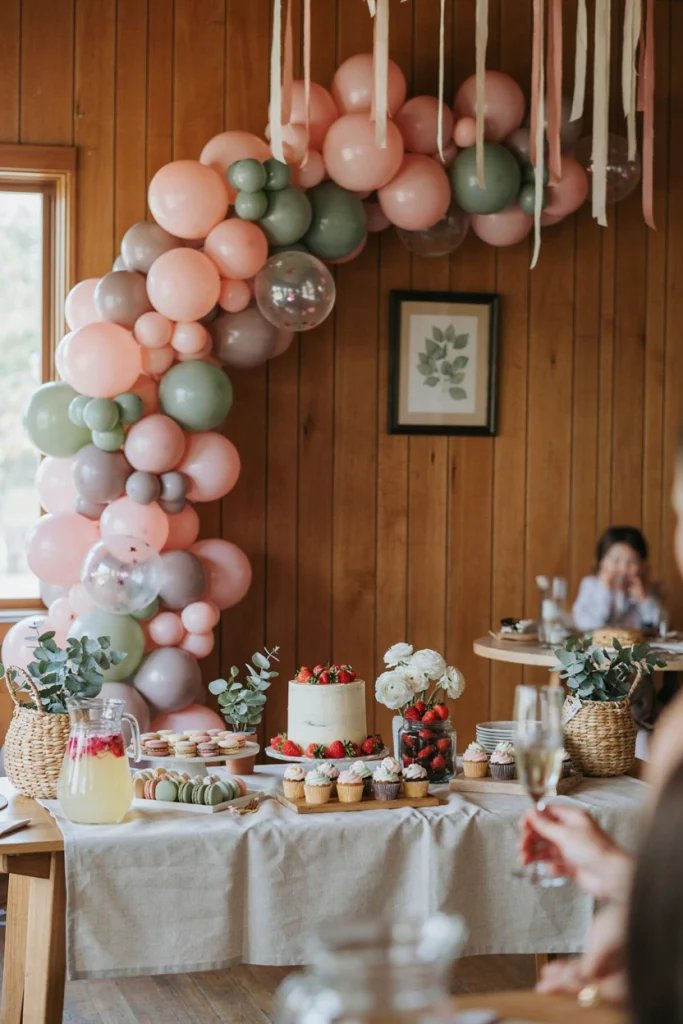 Balloon Garlands and Streamers